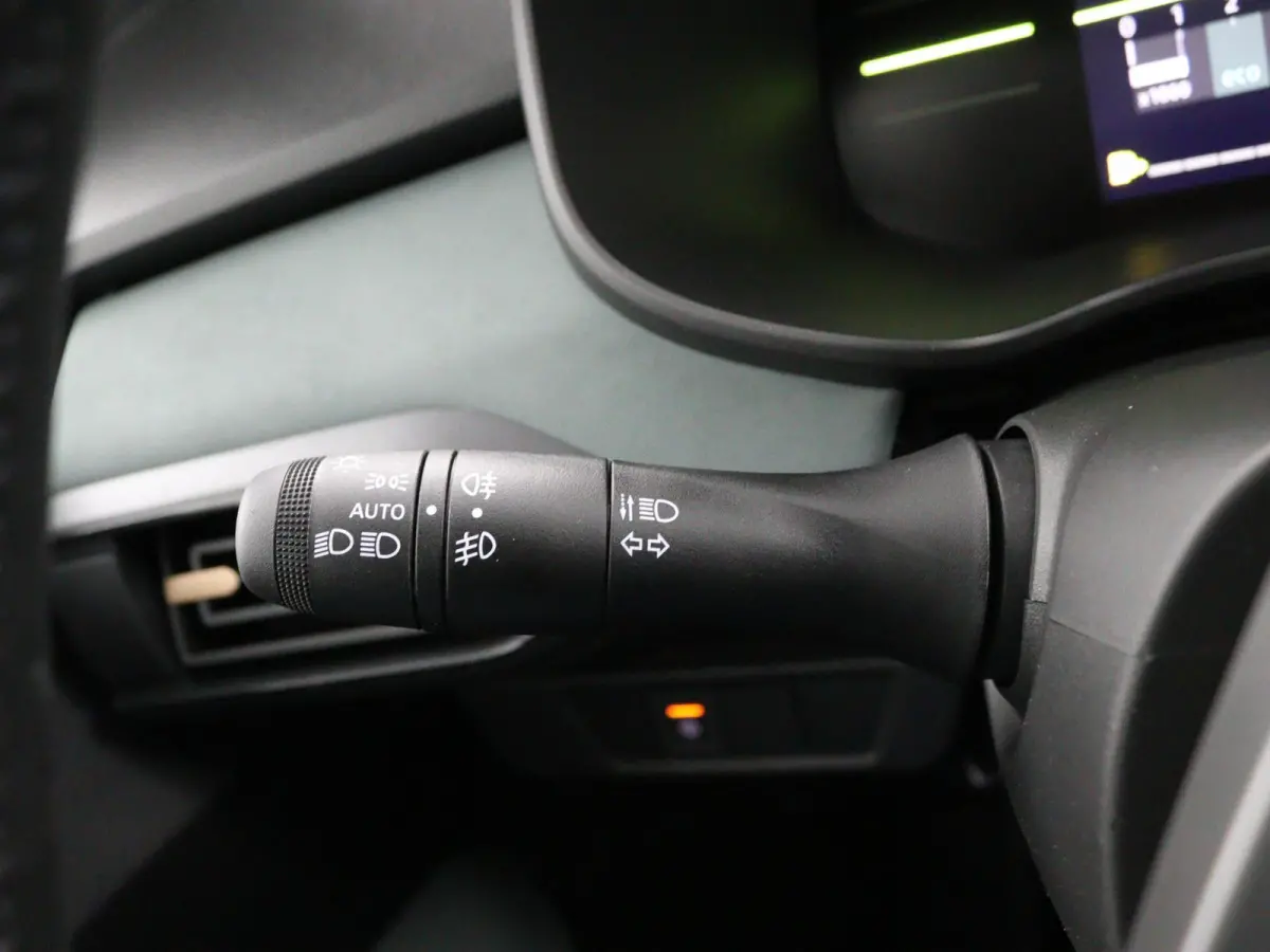 TCe 110 limited edition | Parkeercamera | Navigatie |
