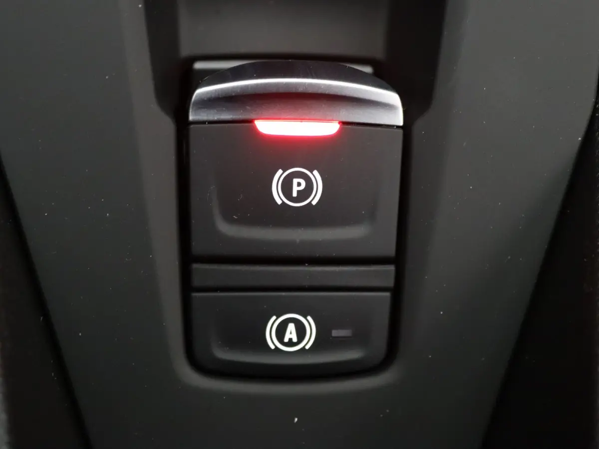 1.8 Hybrid 160 techno 360° Camera | Adapt. Cruise | Parkeersens. v+a | 18" velgen