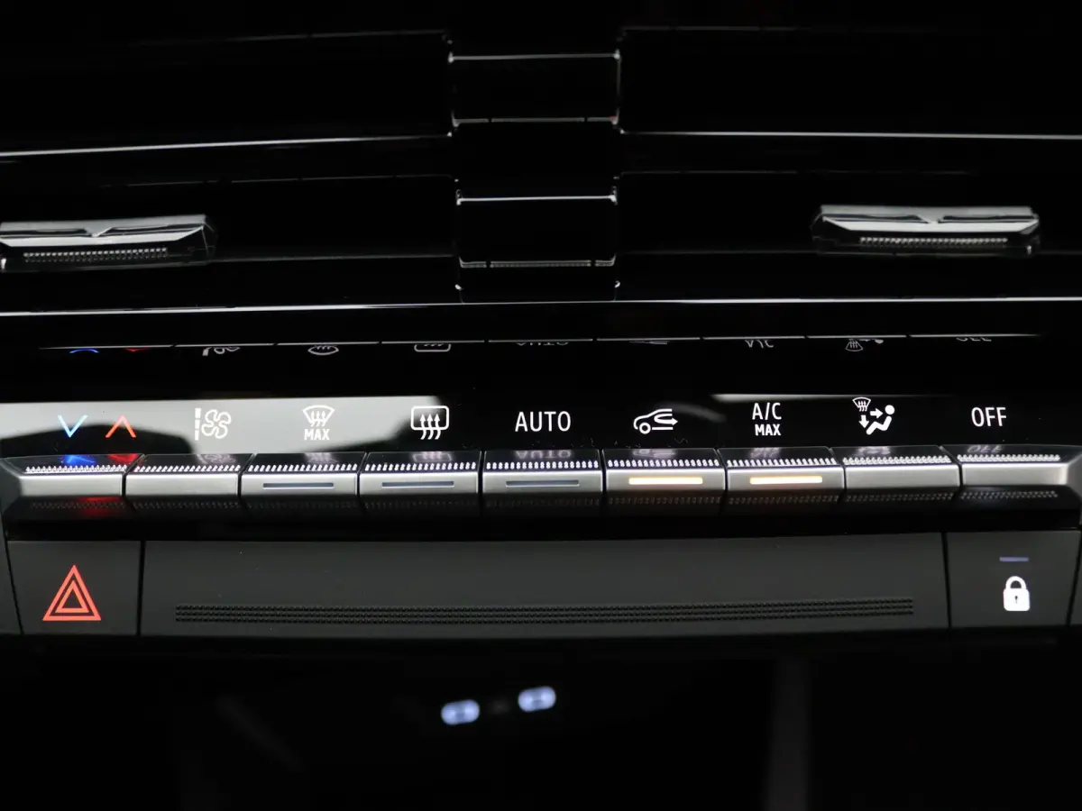 1.8 Hybrid 160 techno 360° Camera | Adapt. Cruise | Parkeersens. v+a | 18" velgen