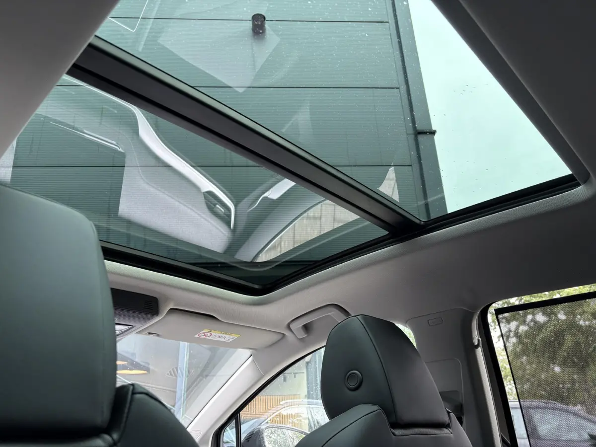 85 Business Edition 286 PK | Elektrische Stoelen | Panoramadak | Head-up Display |  360 Graden Camera | Elektrische Achterklep | Draadloos Telefoonladen | Parkeersensoren | Navigatie | Dodeh