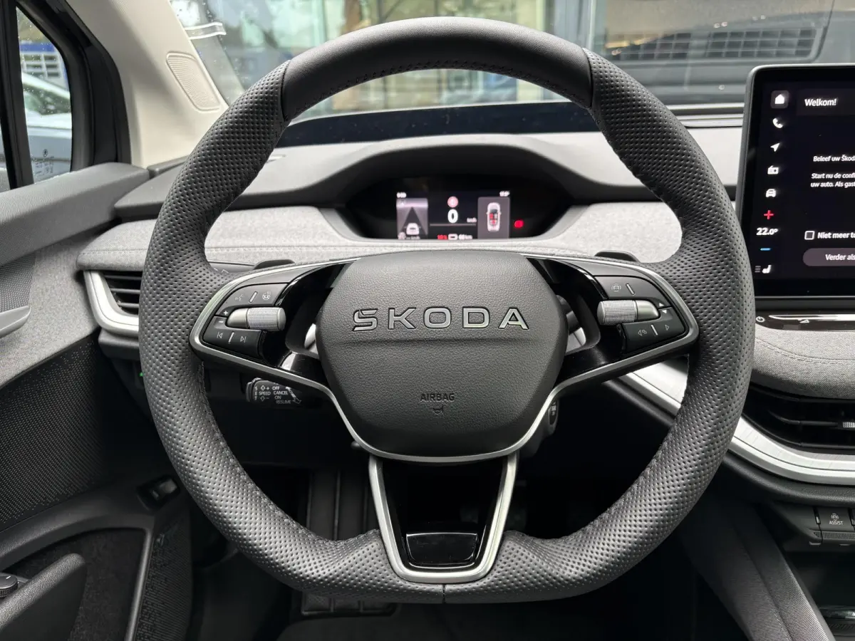 85 Business Edition 286 PK | Elektrische Stoelen | Panoramadak | Head-up Display |  360 Graden Camera | Elektrische Achterklep | Draadloos Telefoonladen | Parkeersensoren | Navigatie | Dodeh