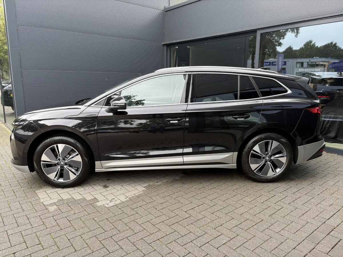 85 Business Edition 286 PK | Elektrische Stoelen | Panoramadak | Head-up Display |  360 Graden Camera | Elektrische Achterklep | Draadloos Telefoonladen | Parkeersensoren | Navigatie | Dodeh
