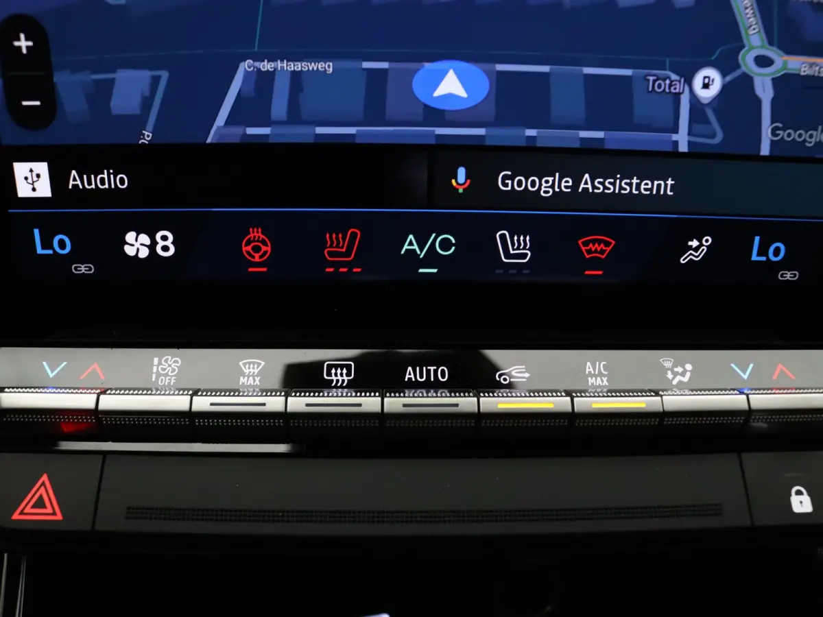 E-Tech full hybrid 200 esprit Alpine 7p. Apple Carplay/Android Auto | Climate