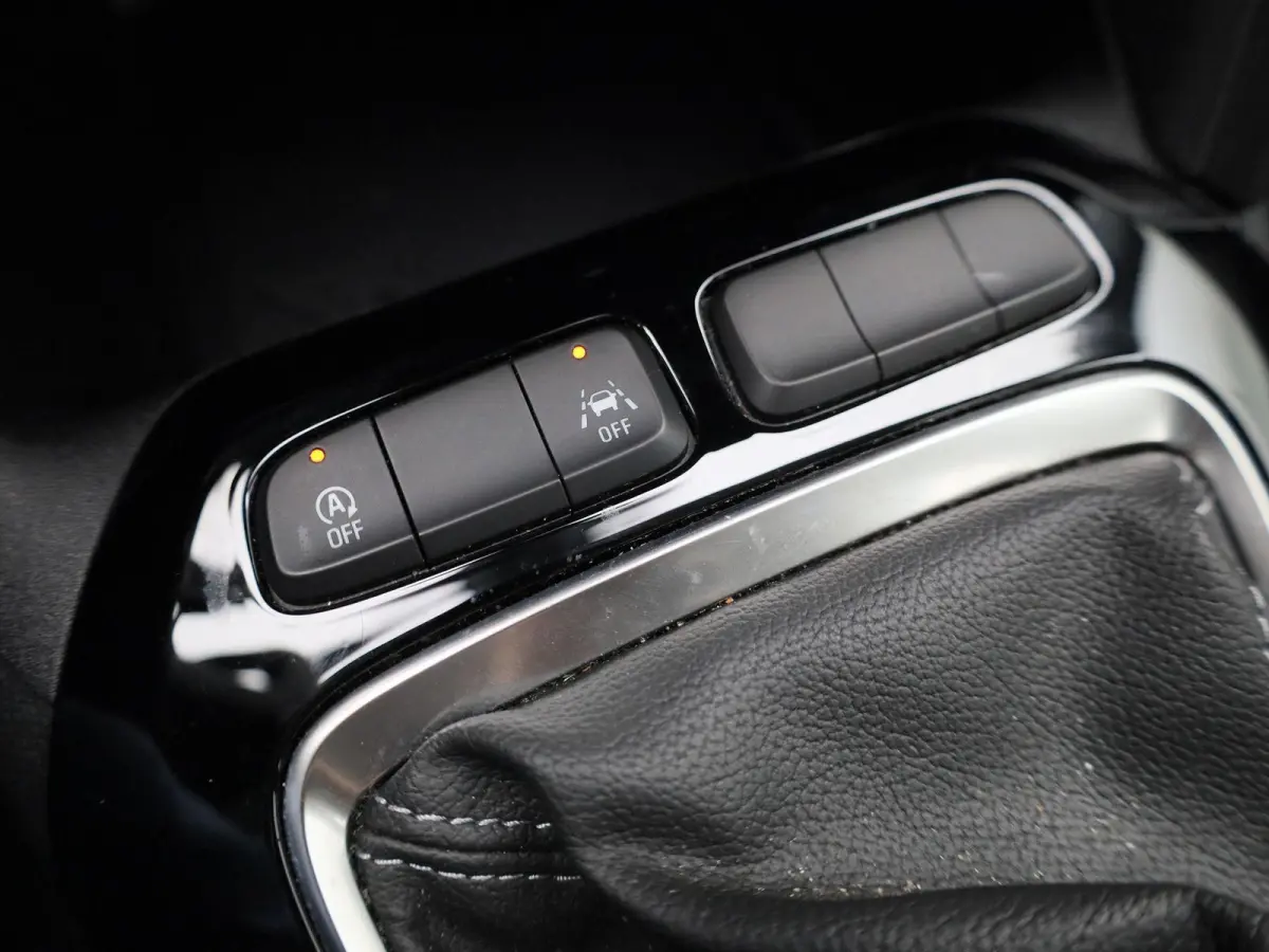1.2 Edition | Apple Carplay / Android Auto | Cruise Control | Lichtmetalen Velgen | Multifunctioneel Stuurwiel |
