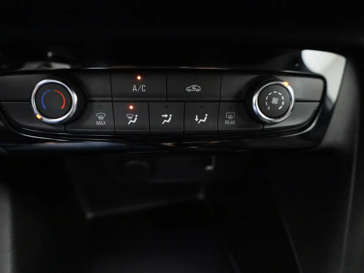 1.2 Edition | Apple Carplay / Android Auto | Cruise Control | Lichtmetalen Velgen | Multifunctioneel Stuurwiel |