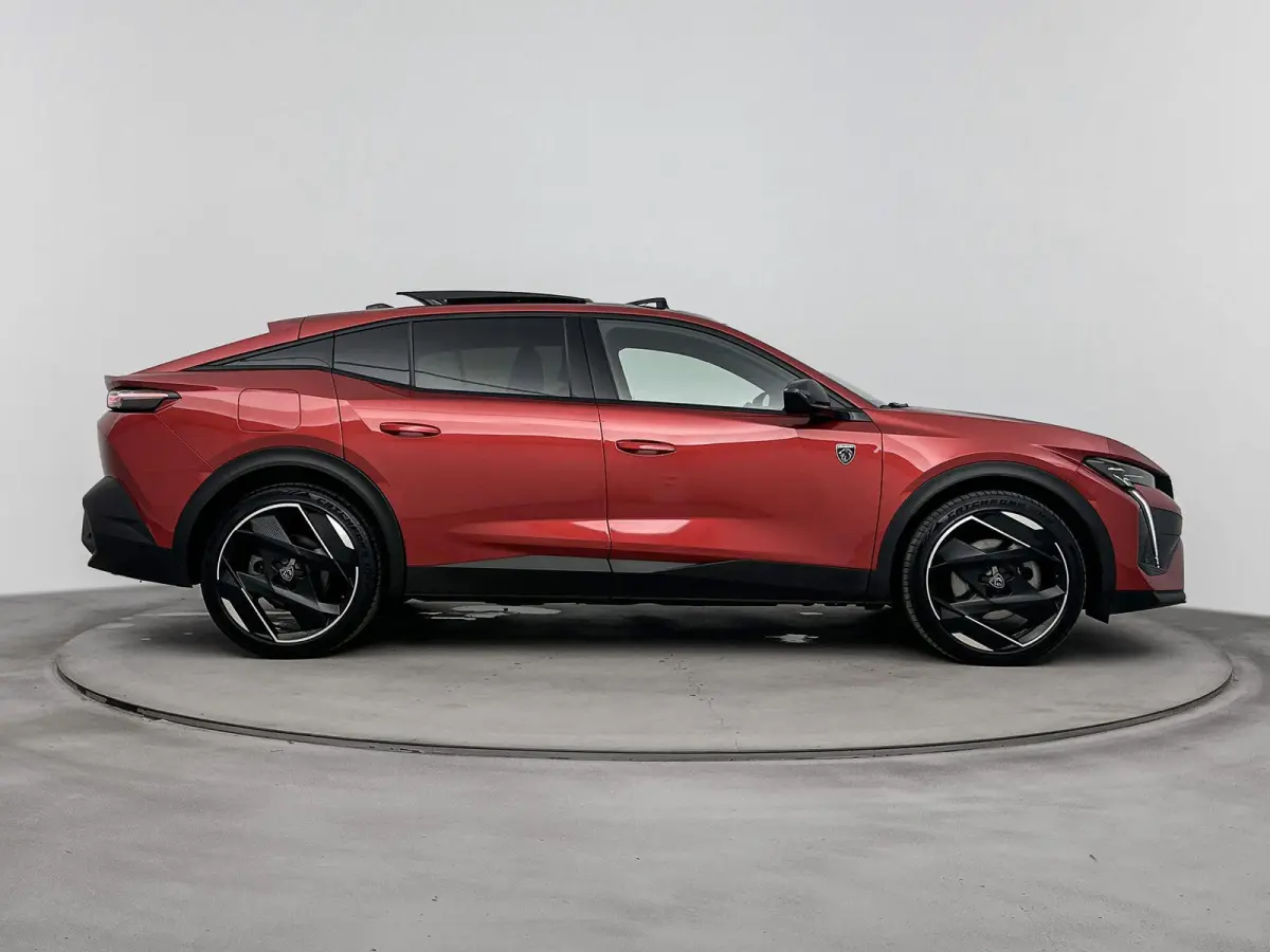 225pk Automaat HYbrid GT First Edition | Schuifdak | Adaptieve Cruise Control | Elektrische Achterklep | Alcantara Bekleding