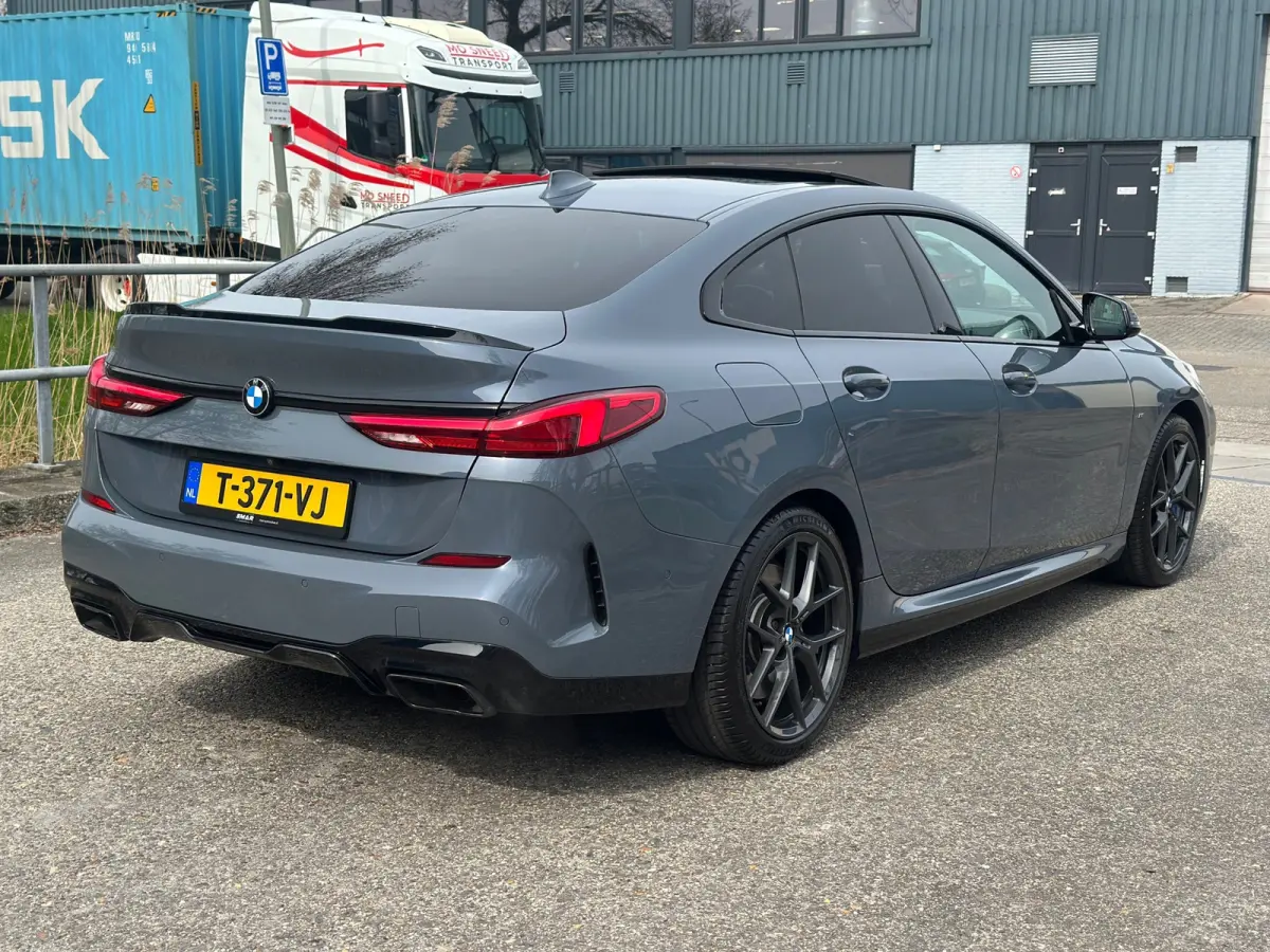 M235i xDrive High Executive pano! Head up! Harmon kardon