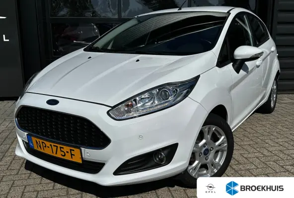 1.0 Style Ultimate | PARKEERSENSOREN V+A| NAVIGATIE| AIRCO| CRUISE CONTROL| MISTLAMPEN VOOR| 15"LM-VELGEN|
