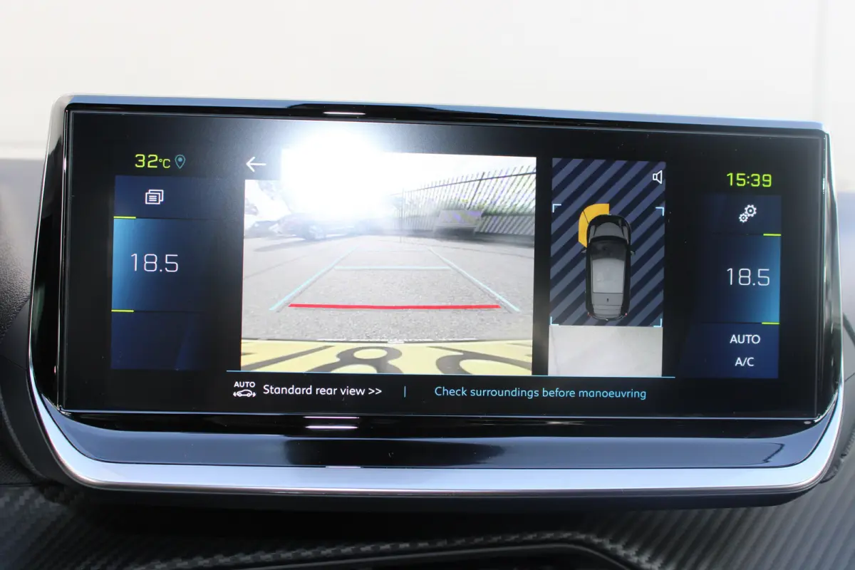 EV GT Pack 50 kWh | Fase 3 laden | Stoelverwarming | Navigatie | Camera | Full LED | Alcantara | 24.000km |