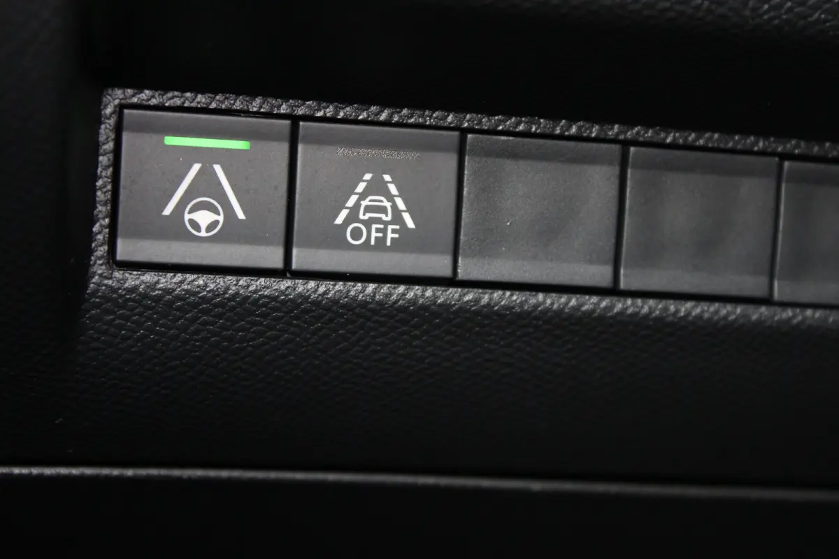 EV GT Pack 50 kWh | Fase 3 laden | Stoelverwarming | Navigatie | Camera | Full LED | Alcantara | 24.000km |