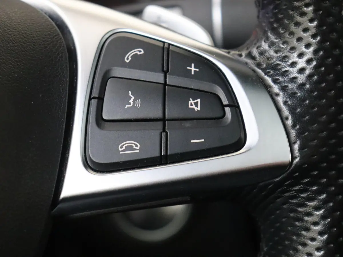 250 4MATIC | Automaat | Panoramadak | Stoelverwarming | 360 Camera | Parkeersensoren |