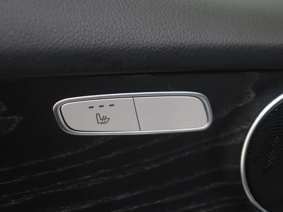 250 4MATIC | Automaat | Panoramadak | Stoelverwarming | 360 Camera | Parkeersensoren |