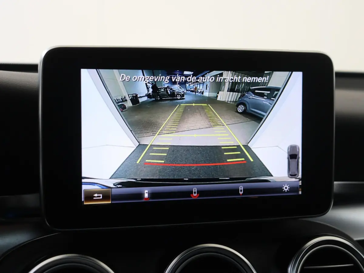 250 4MATIC | Automaat | Panoramadak | Stoelverwarming | 360 Camera | Parkeersensoren |