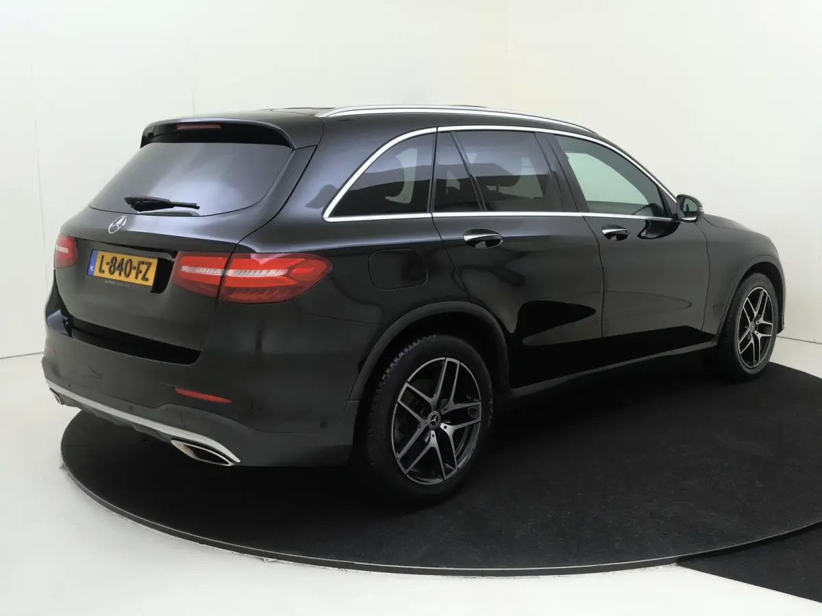 250 4MATIC | Automaat | Panoramadak | Stoelverwarming | 360 Camera | Parkeersensoren |