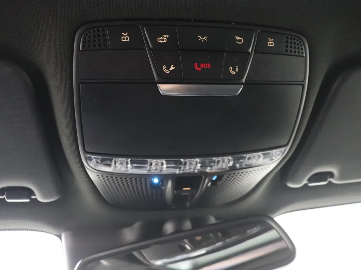 250 4MATIC | Automaat | Panoramadak | Stoelverwarming | 360 Camera | Parkeersensoren |