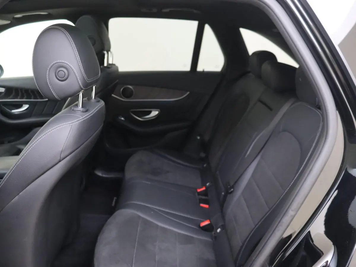 250 4MATIC | Automaat | Panoramadak | Stoelverwarming | 360 Camera | Parkeersensoren |