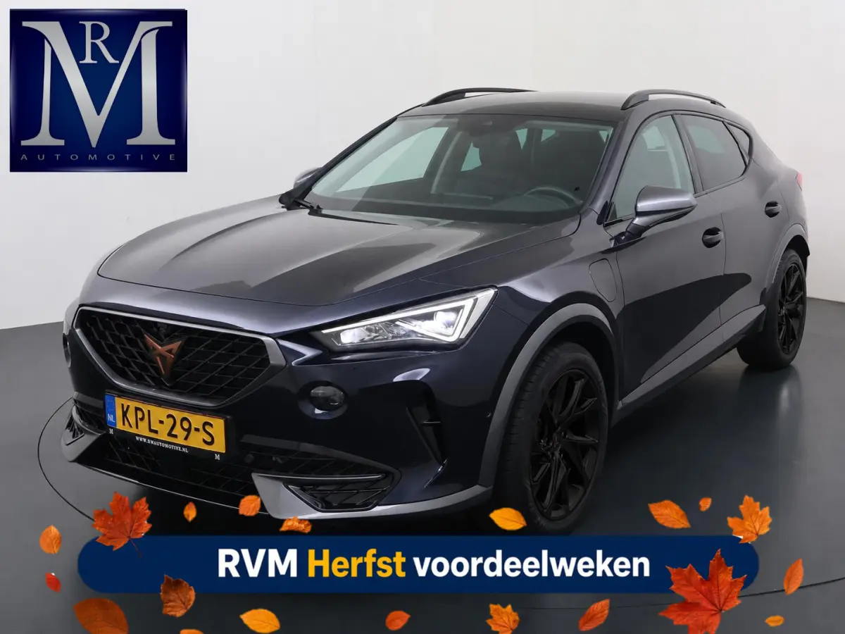 1.4 TSI e-Hybrid VAN: 26.900,- VOOR: 23.877,- UW HERFSTVOORDEEL: 3.023,- 245 PK | PLUG-IN-HYBRIDE | ADAPTIVE CRUISE CONTROL | 360° CAMERA | STOEL- & STUURVERWARMING | DODEHOEK | RIJKLAARPRI