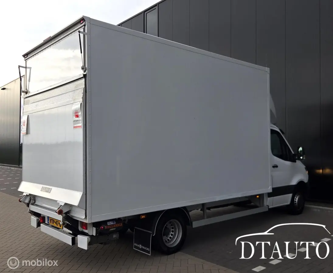 bestel 319 Koelwagen met laadklep <3500Kg