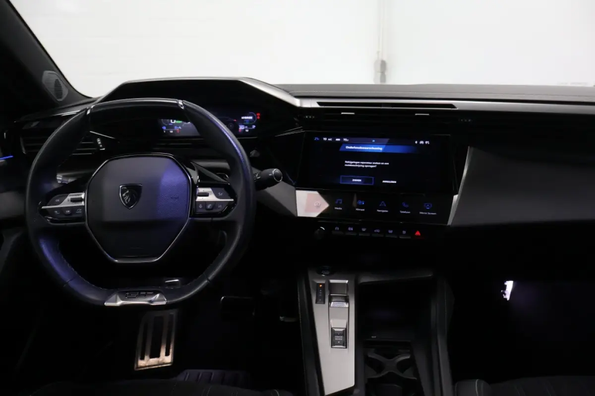 1.6 HYbrid 225 GT