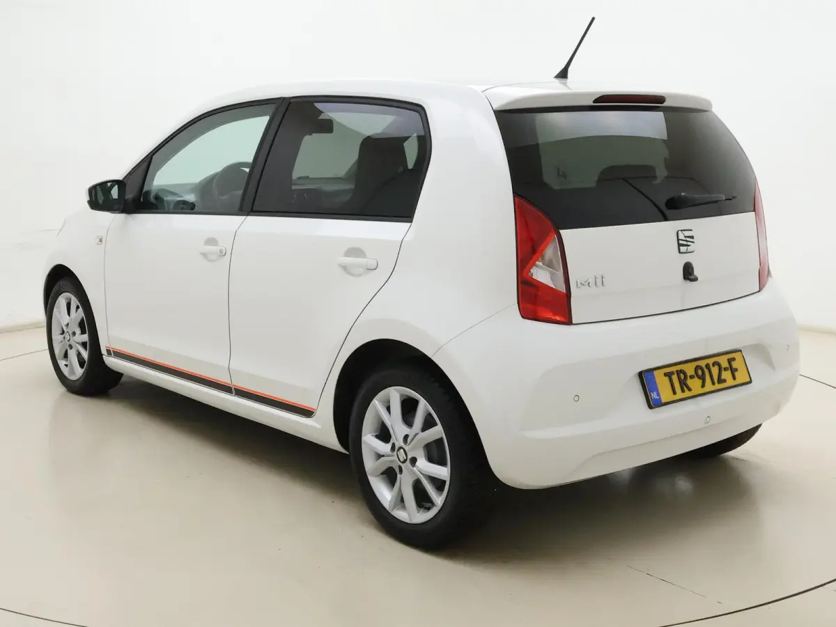 1.0 Sport | Parkeersensoren | Airco | Elektrische Ramen | Isofix |