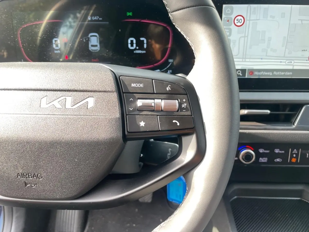1.0 T-GDi MHEV DynamicPlusLine | Cruise Control | Climate Control | Camera | Navigatie | Stoelverwarming | Stuurverwarming | Privacy Glass |