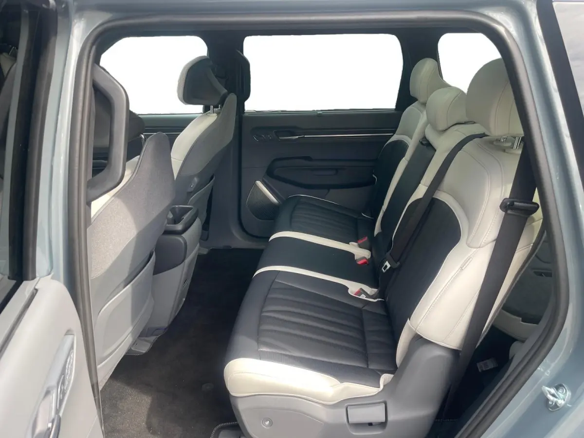 GT-Line AWD 99.8 kWh | Climate Control | Cruise Control | 7-Zits | Stoelverwarming | Panoramadak | Memory Stoelen | Stoelventilatie |