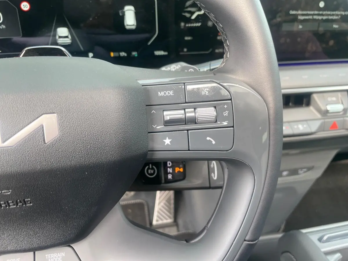GT-Line AWD 99.8 kWh | Climate Control | Cruise Control | 7-Zits | Stoelverwarming | Panoramadak | Memory Stoelen | Stoelventilatie |