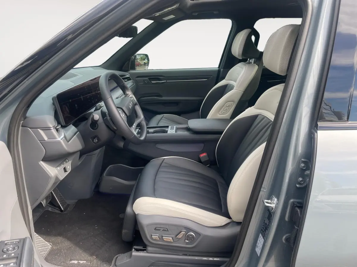 GT-Line AWD 99.8 kWh | Climate Control | Cruise Control | 7-Zits | Stoelverwarming | Panoramadak | Memory Stoelen | Stoelventilatie |