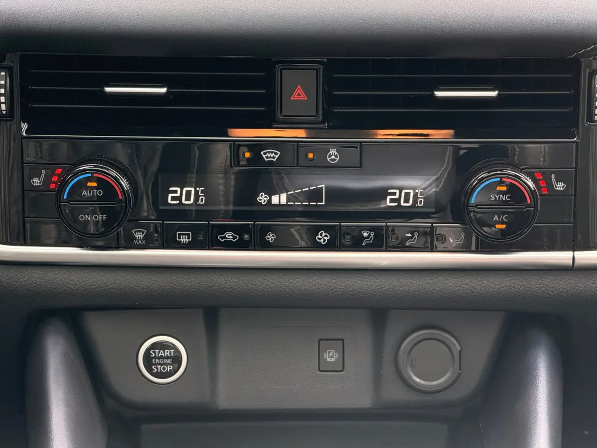 1.3 MHEV Xtronic Tekna Plus | Leder | Massage | Bose | Pano