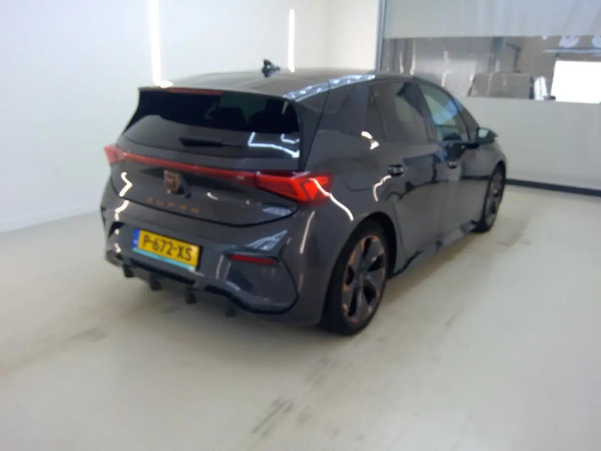 Adr. One 62 kWh | 91,47% SOH | Camera | Led | Stoelverwarming