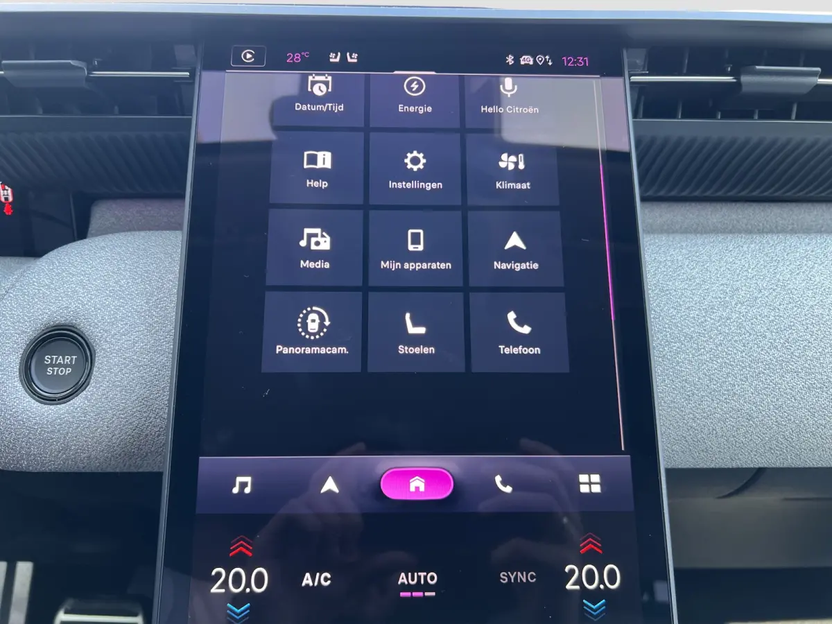 1.6 Plug-In Hybrid 195 Max | Tot 8 jaar garantie 360* camera | Stoel+Stuurverwarming | Stoel ventilatie | Matrix LED | Keyless | Head-up Display | Elektrische achterklep |