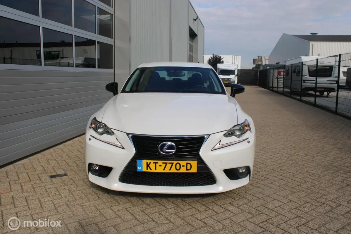300h Sport Edition NL Auto Boekjes | BTW Auto | Half Leer |