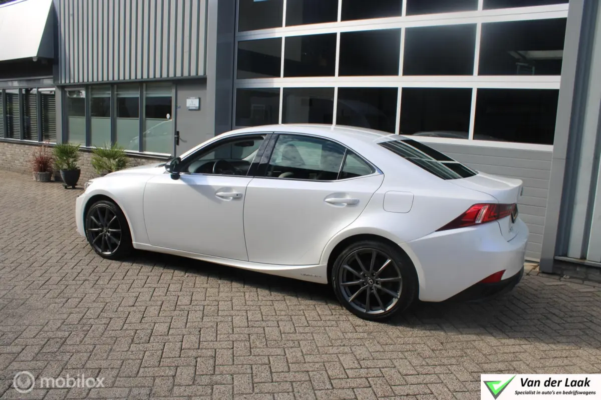 300h Sport Edition NL Auto Boekjes | BTW Auto | Half Leer |