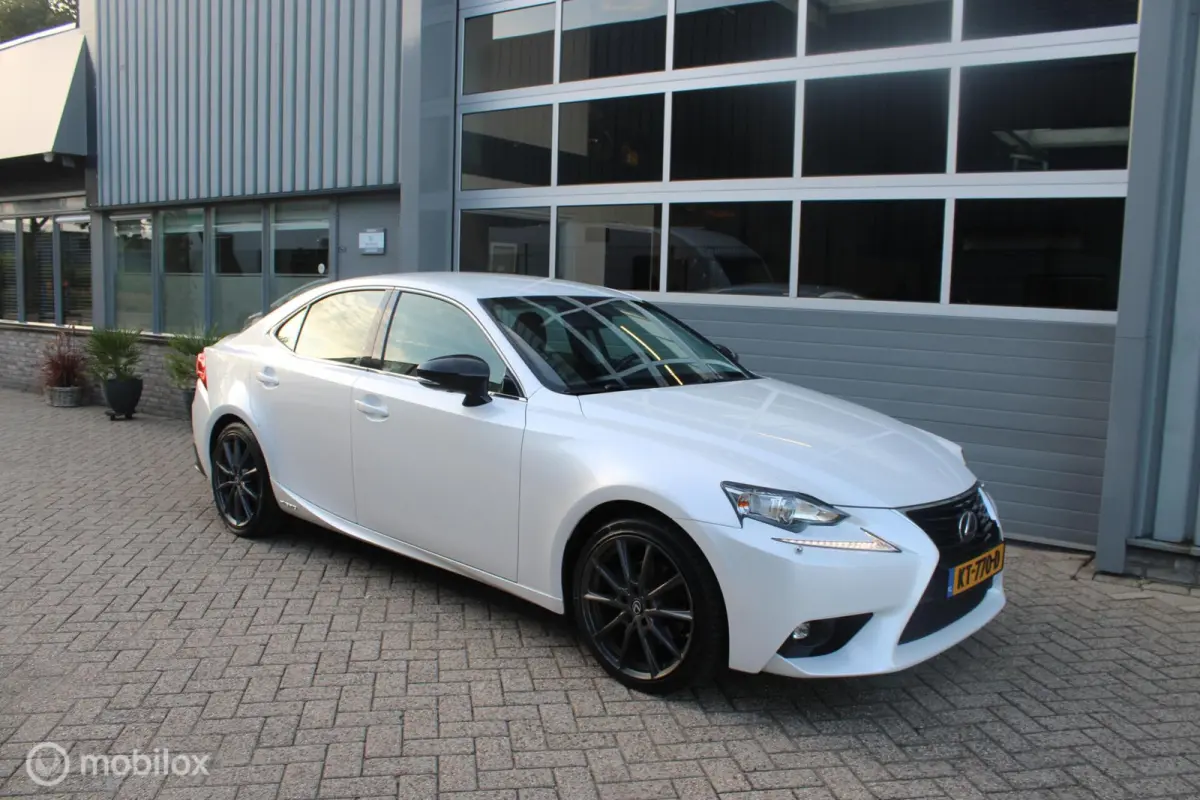 300h Sport Edition NL Auto Boekjes | BTW Auto | Half Leer |