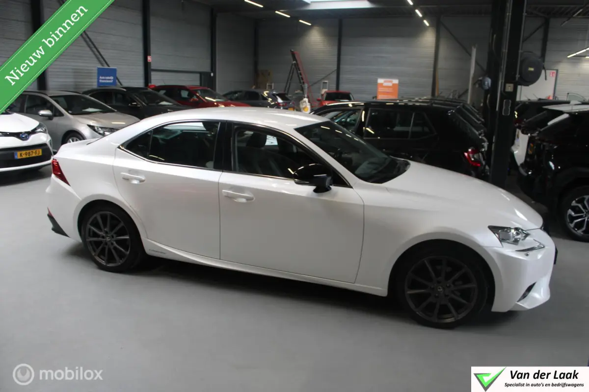 Lexus IS 2016 Hybride Automatisch leasen