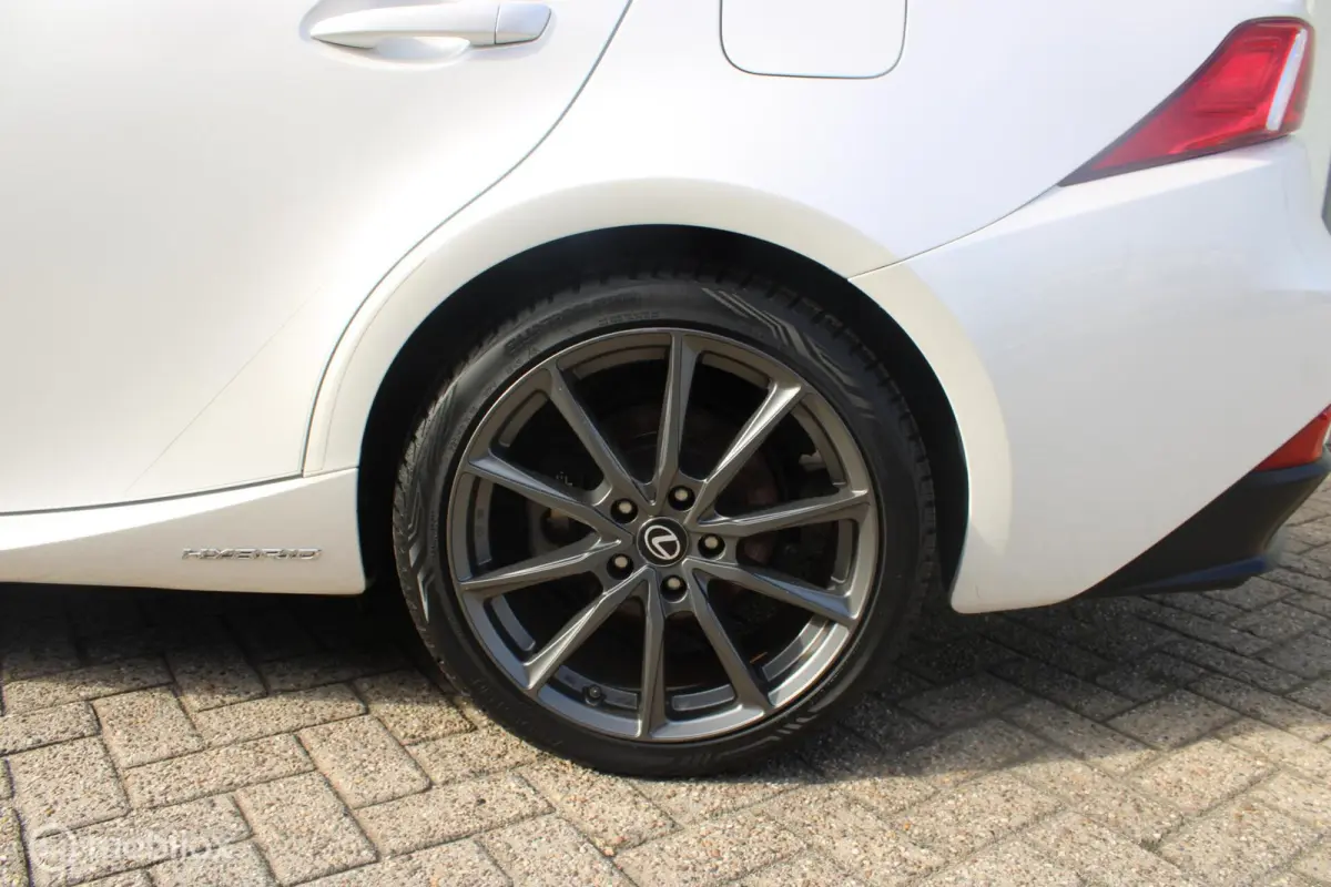 300h Sport Edition NL Auto Boekjes | BTW Auto | Half Leer |