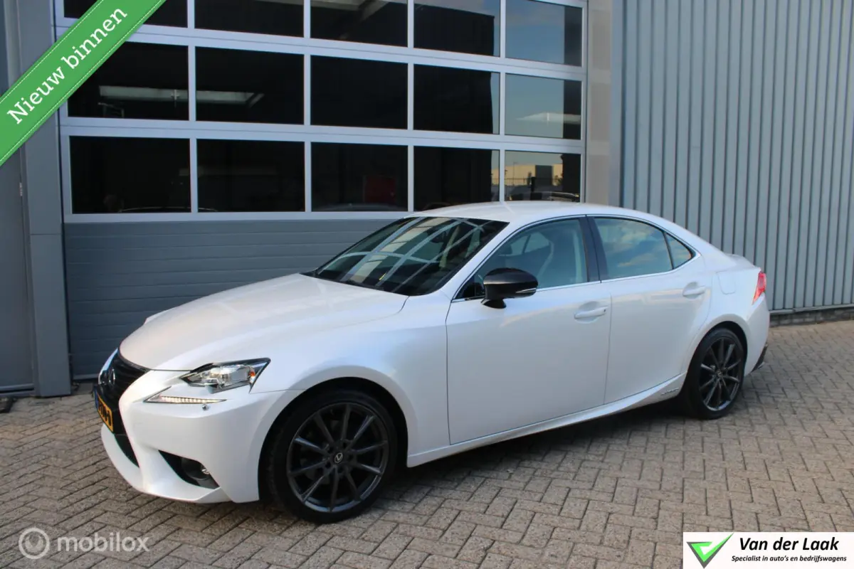 300h Sport Edition NL Auto Boekjes | BTW Auto | Half Leer |