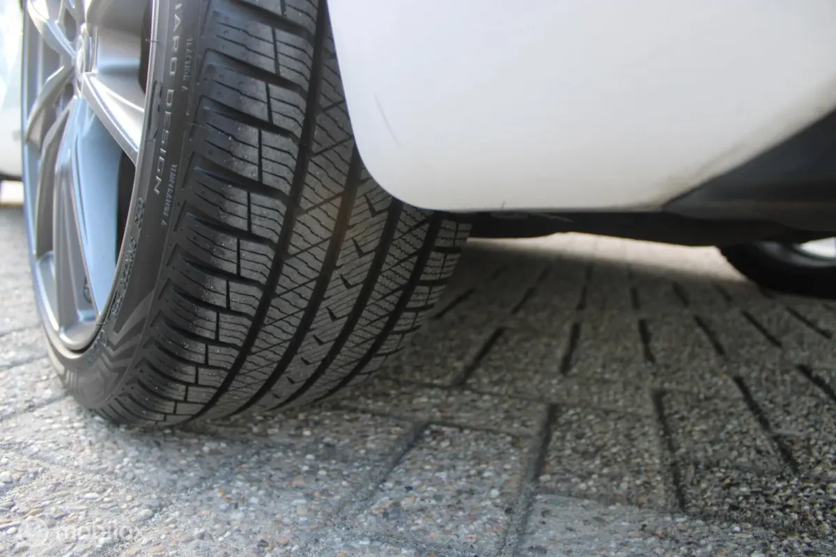 300h Sport Edition NL Auto Boekjes | BTW Auto | Half Leer |