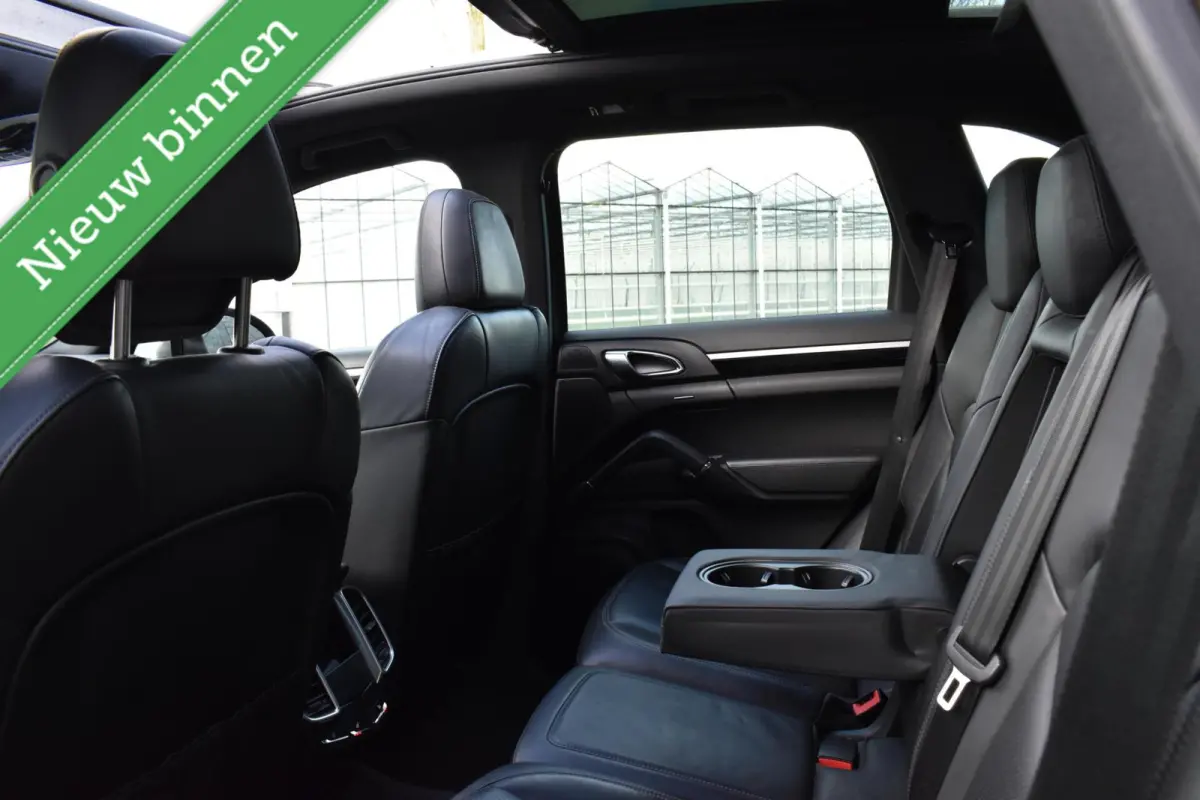 4.8 V8 S PANORAMADAK/LEDER/XENON/NAVI/STOELVW/ETC.!