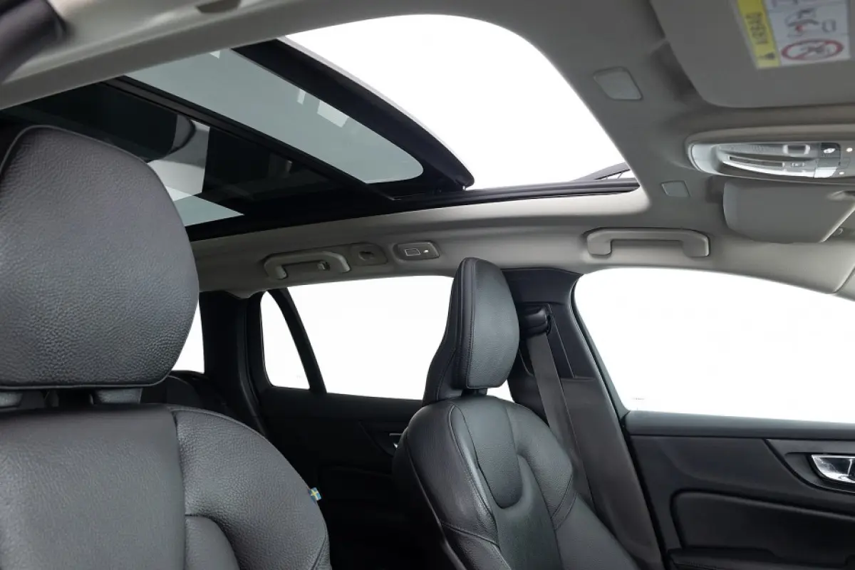 T8 Plug-in Hybrid AWD Plus Dark | LEDER | PANORAMADAK
