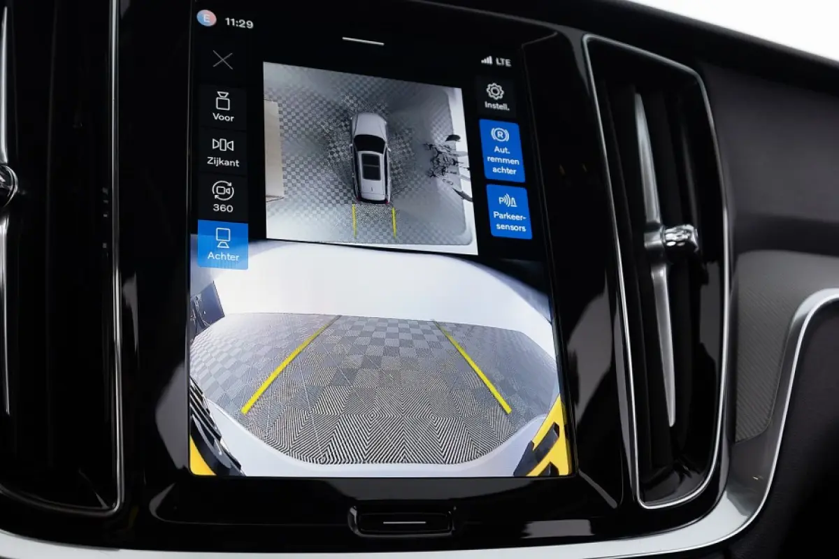 T8 Plug-in Hybrid AWD Plus Dark | LEDER | PANORAMADAK !