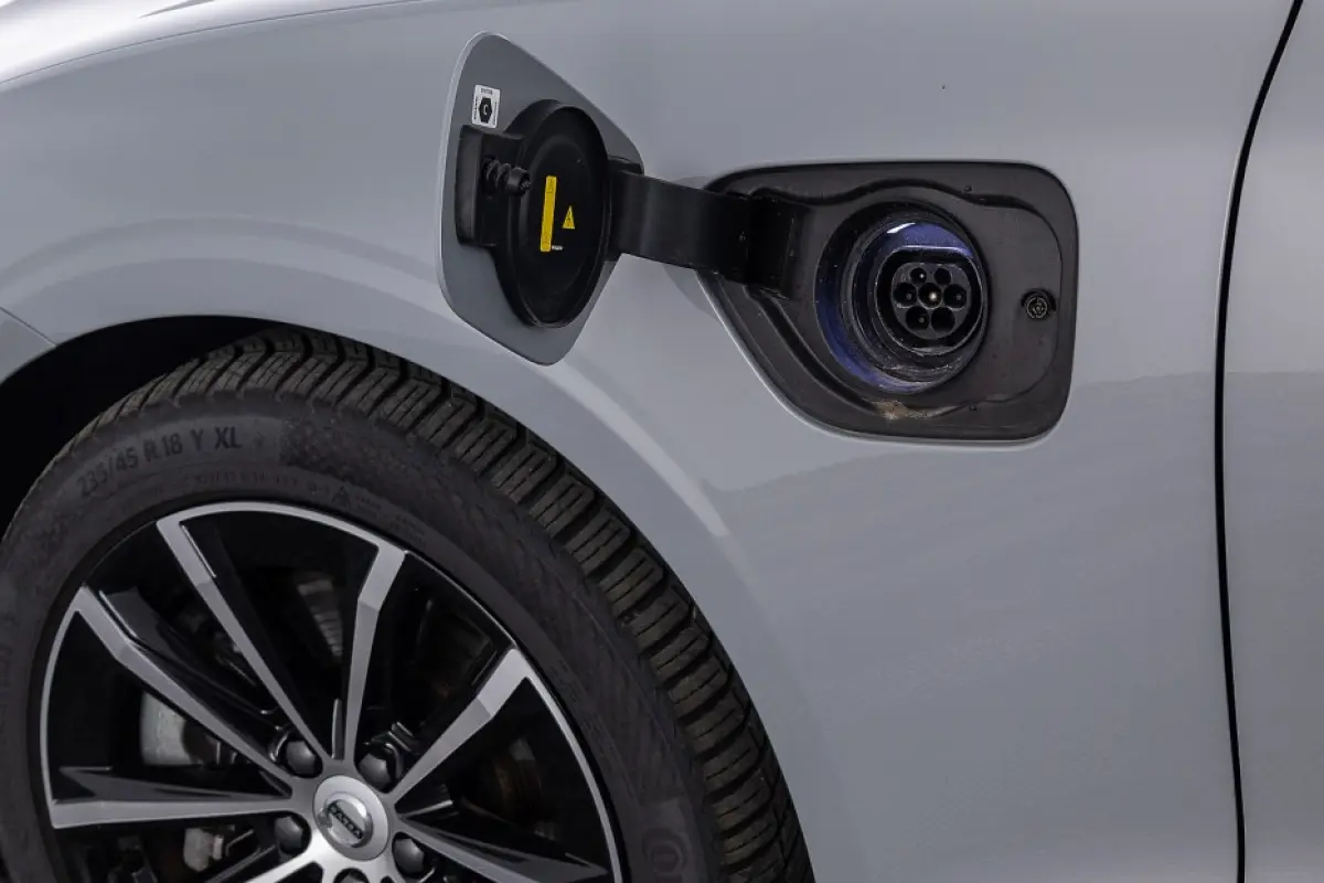 T8 Plug-in Hybrid AWD Plus Dark | LEDER | PANORAMADAK !