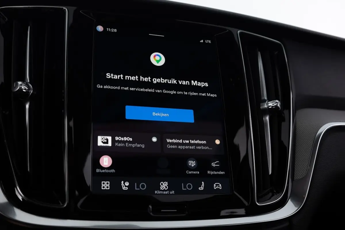 T8 Plug-in Hybrid AWD Plus Dark | LEDER | PANORAMADAK !