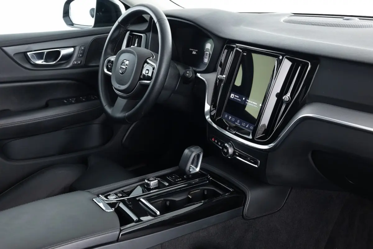 T8 Plug-in Hybrid AWD Plus Dark | LEDER | PANORAMADAK