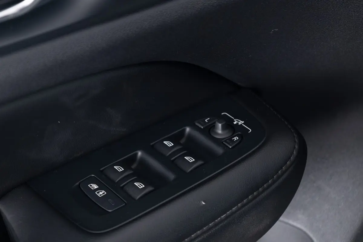 T8 Plug-in Hybrid AWD Plus Dark | LEDER | PANORAMADAK !