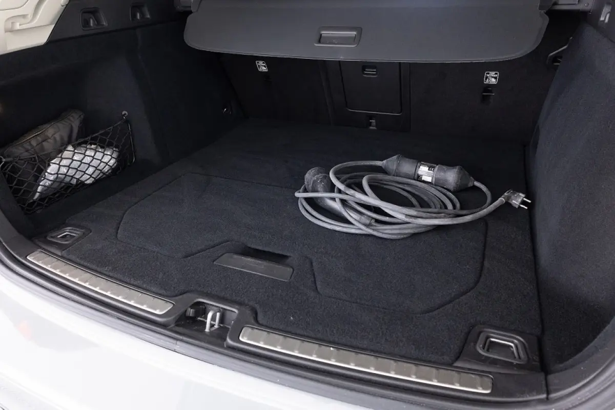 T8 Plug-in Hybrid AWD Plus Dark | LEDER | PANORAMADAK !