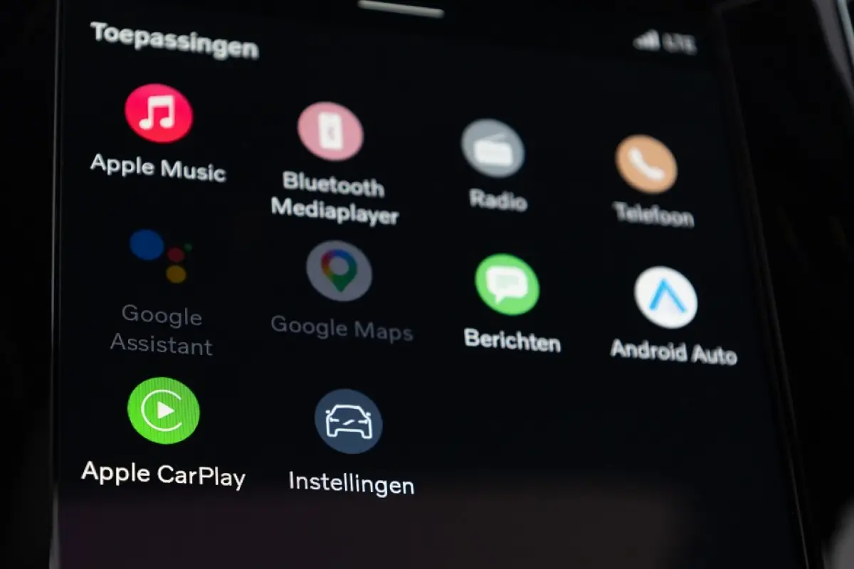 T8 Plug-in Hybrid AWD Plus Dark | LEDER | PANORAMADAK !