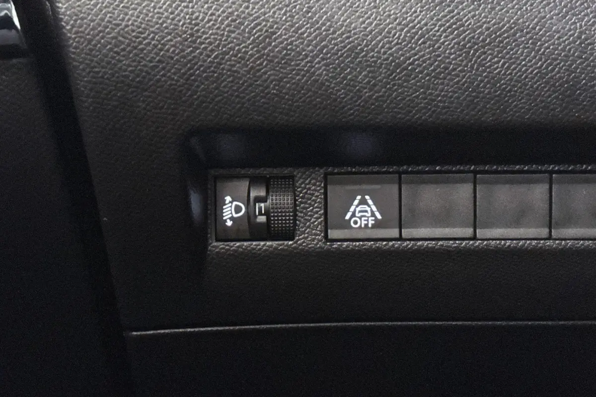 1.2 PureTech Active Pack Apple CarPlay Airco Cruise Control 16"