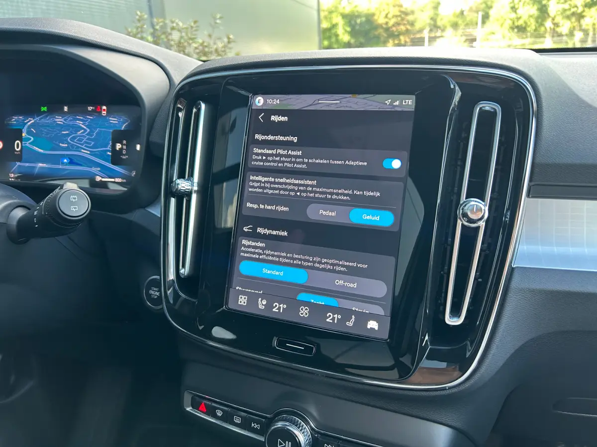 2.0 B4 Plus Black Edition | Panoramadak | Harman/Kardon | Trekhaak | 360 Camera |