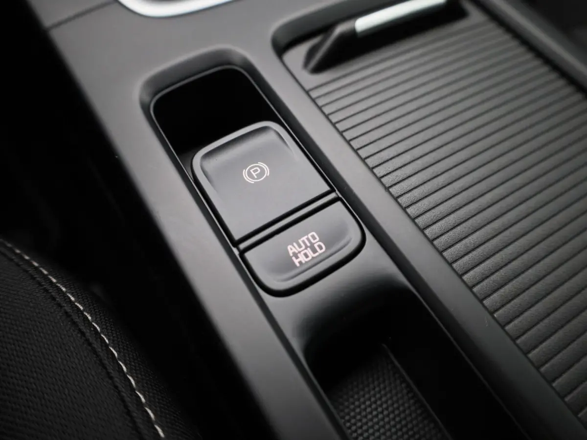 1.0 T-GDi MHEV DynamicLine | CAMERA | PARKEERSENSOREN | CLIMATE CONTROL | APPLE CARPLAY | LMV | CRUISE CONTROL |
